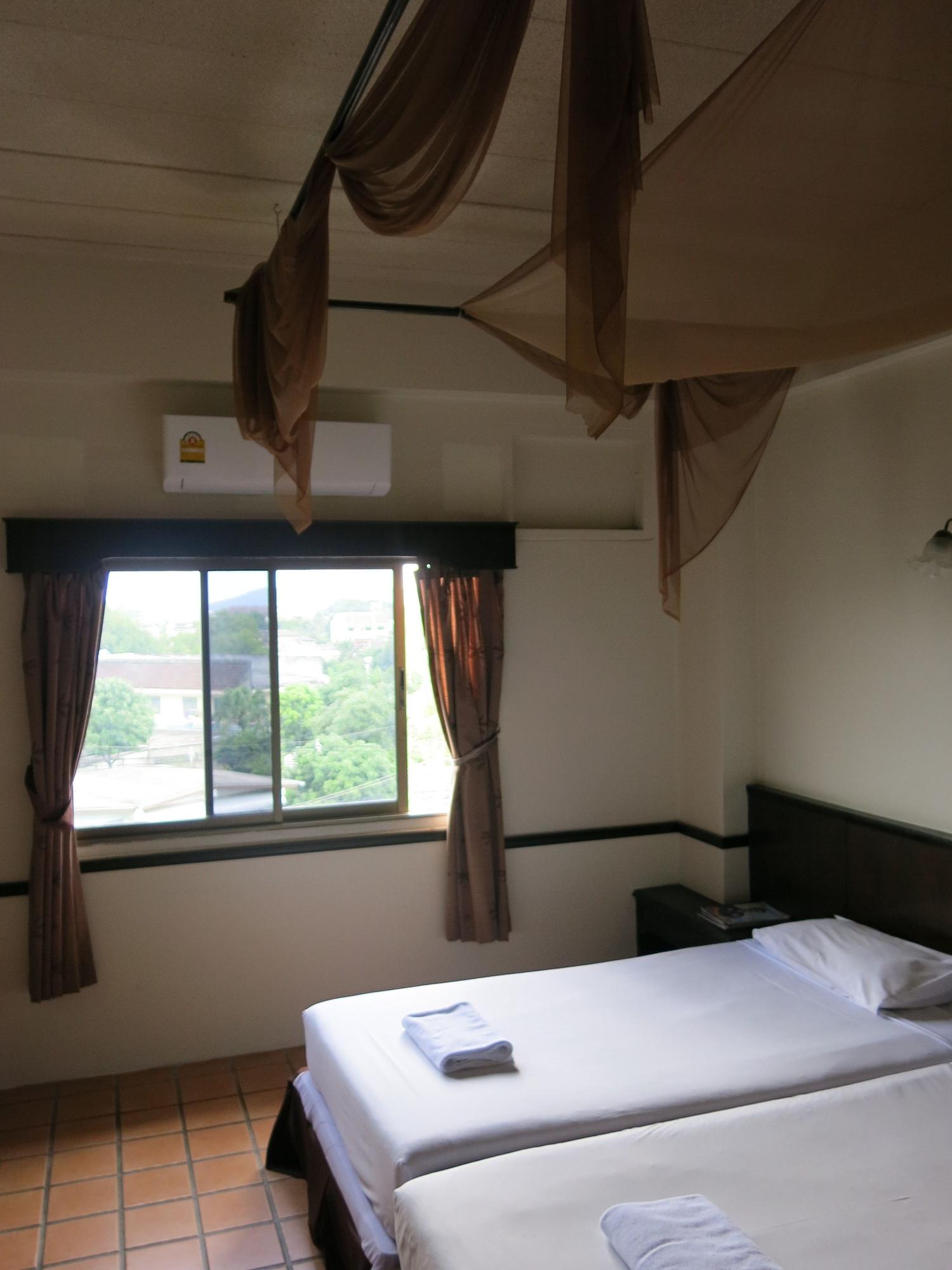 Rome Place Hotel Phuket Exterior photo