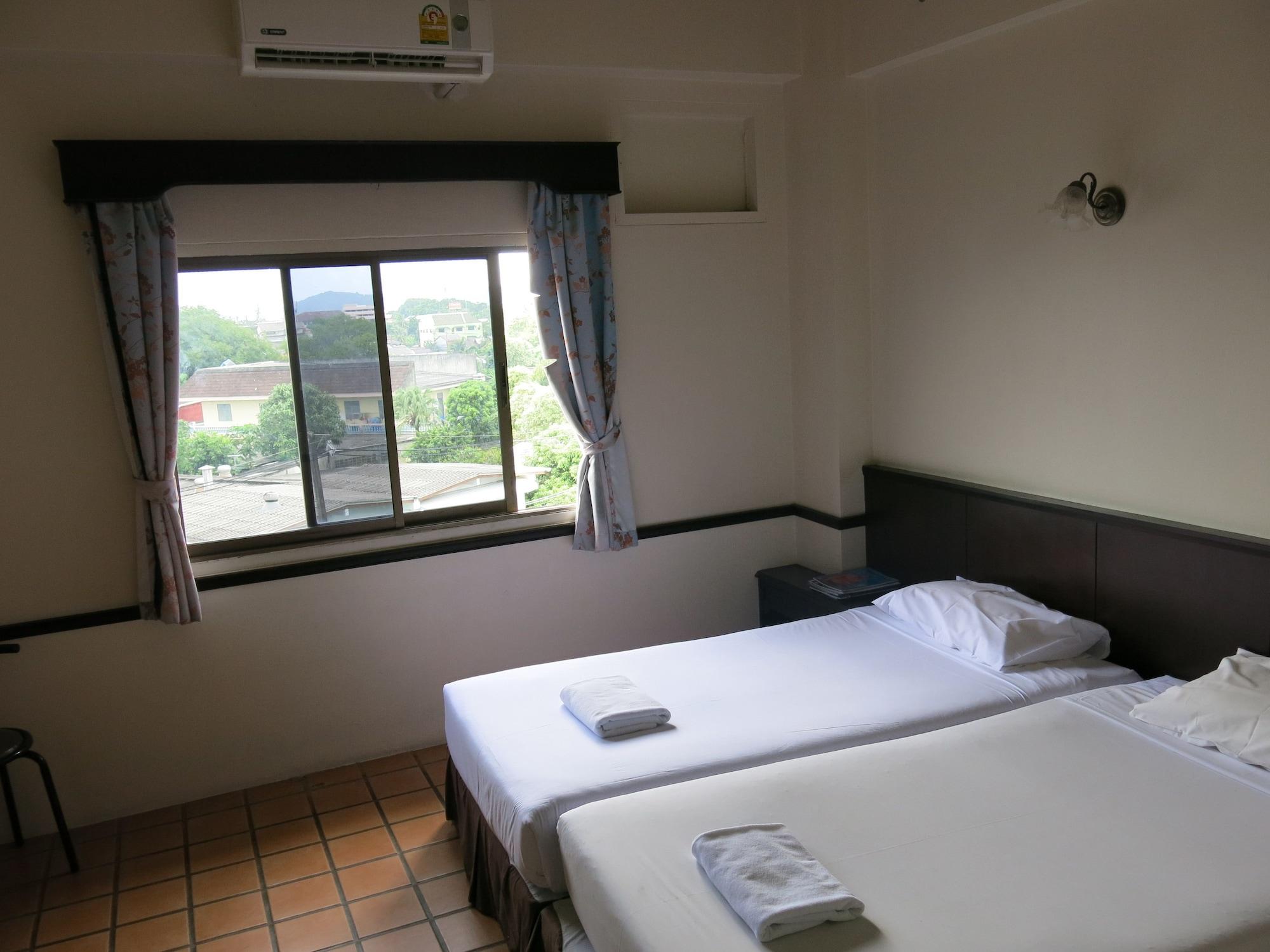 Rome Place Hotel Phuket Exterior photo