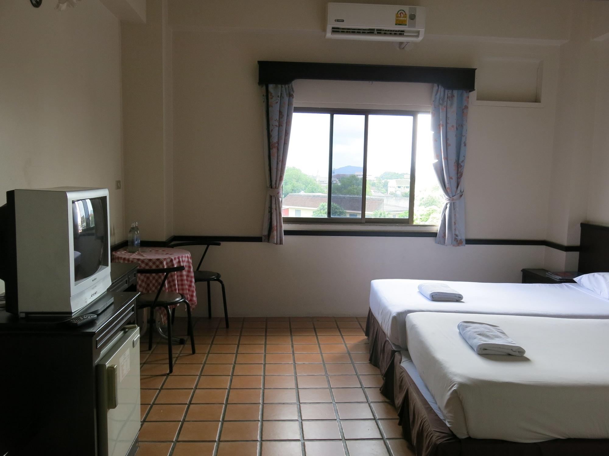 Rome Place Hotel Phuket Exterior photo