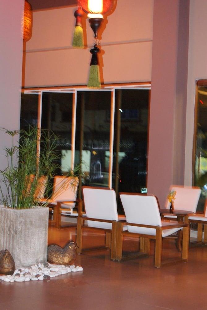 Rome Place Hotel Phuket Exterior photo