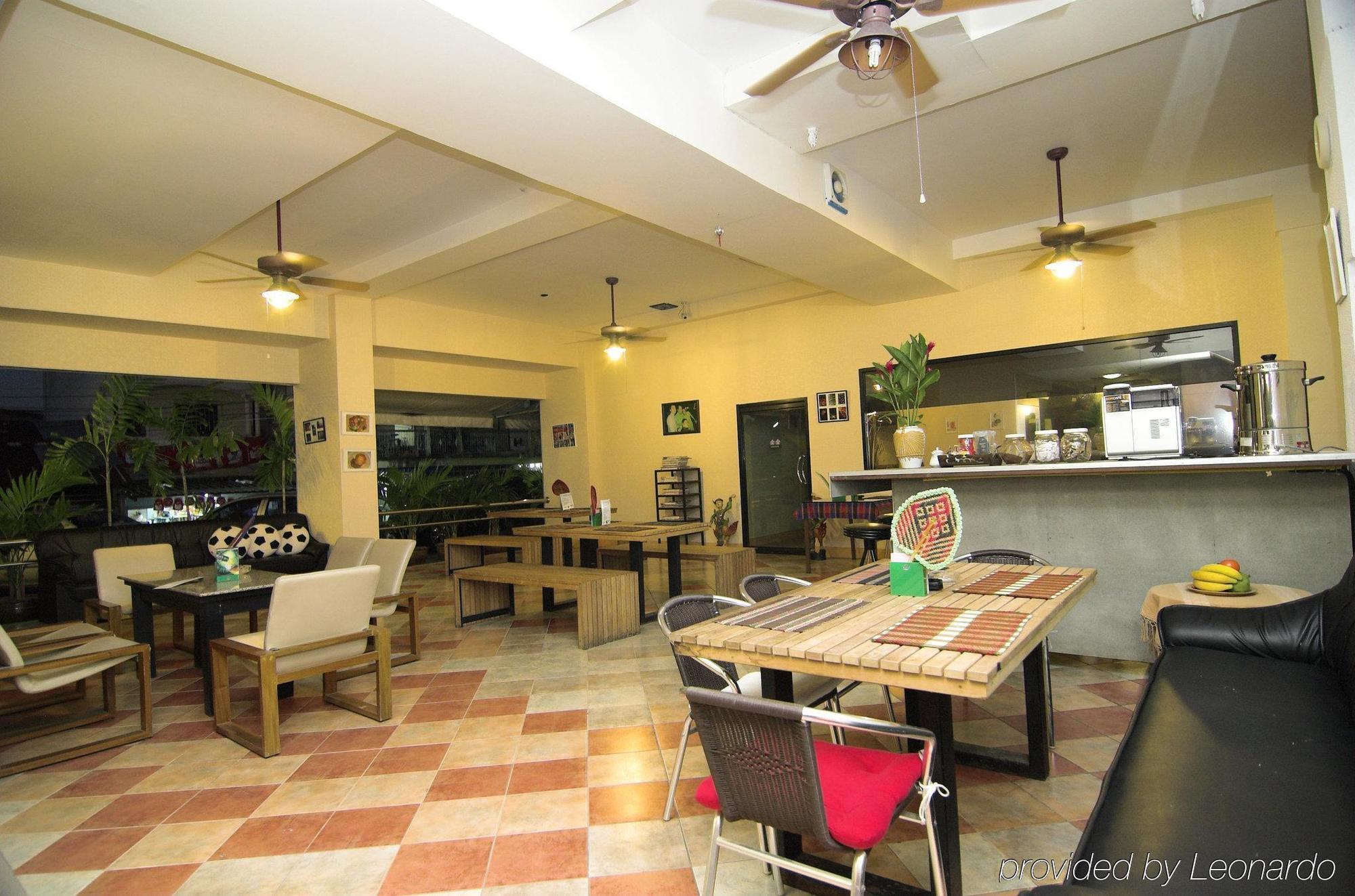 Rome Place Hotel Phuket Exterior photo