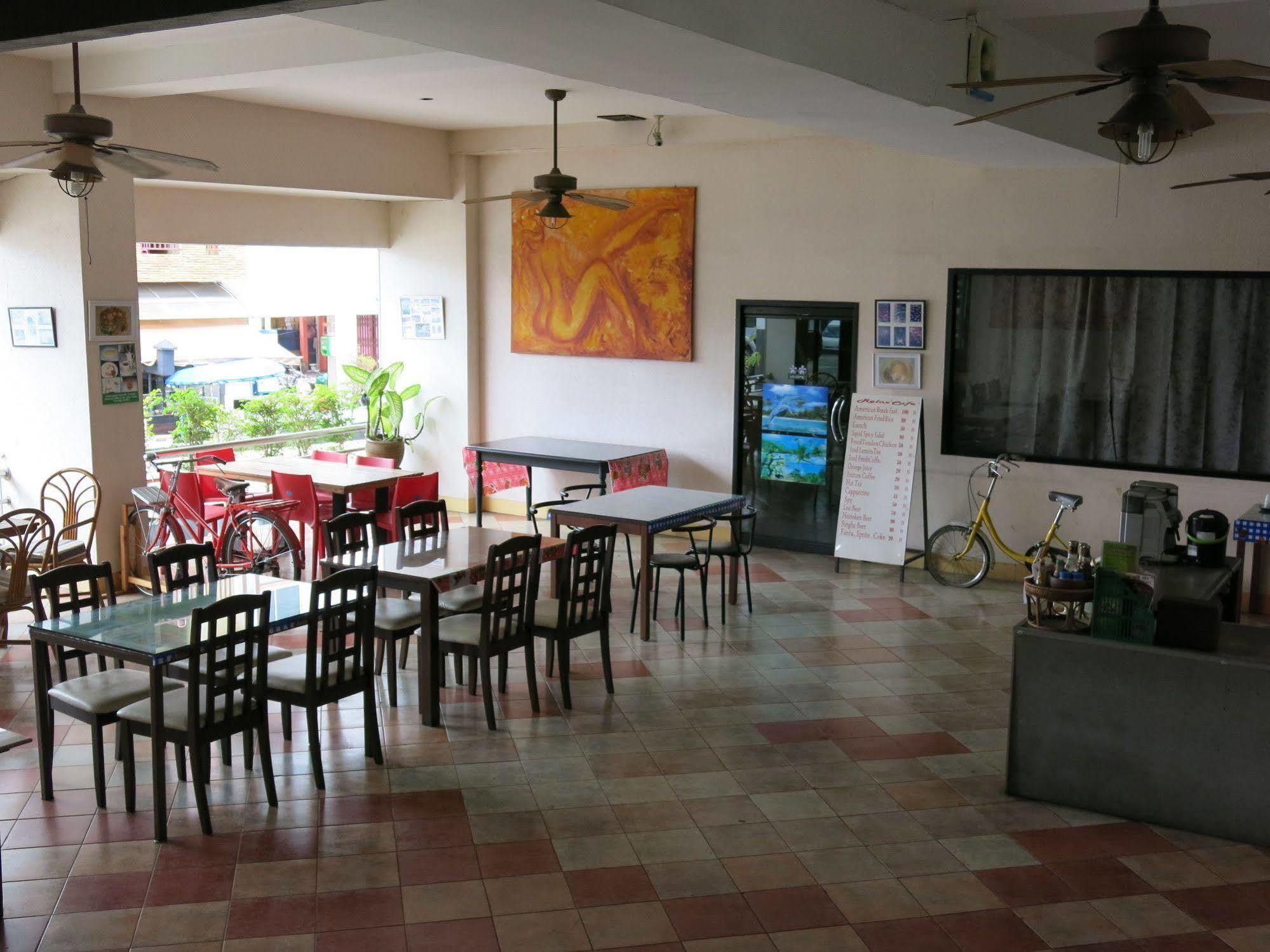 Rome Place Hotel Phuket Exterior photo