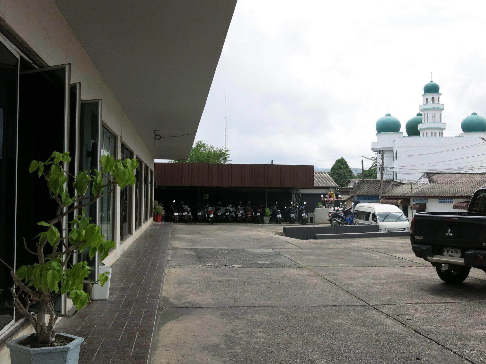 Rome Place Hotel Phuket Exterior photo