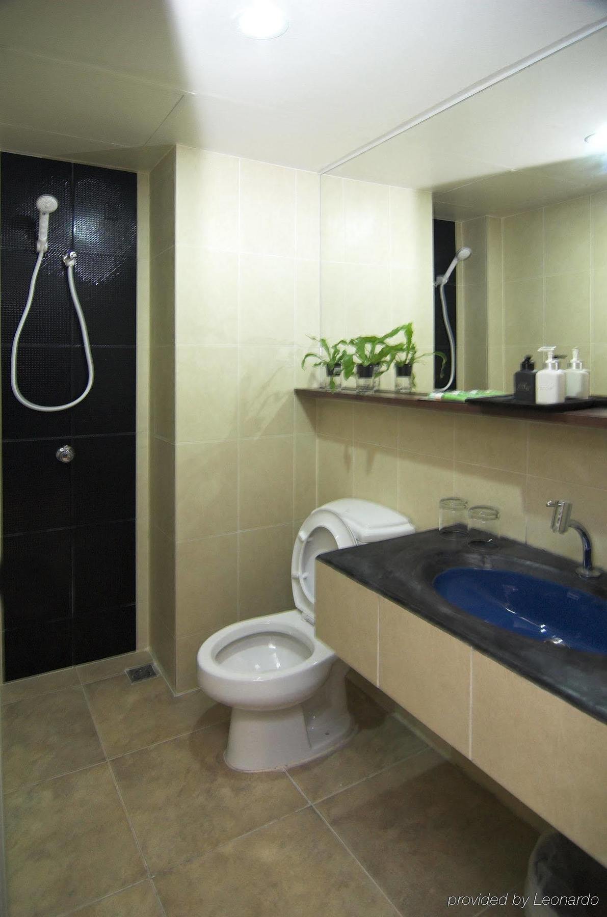 Rome Place Hotel Phuket Exterior photo
