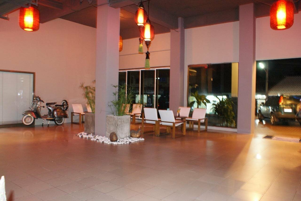 Rome Place Hotel Phuket Exterior photo